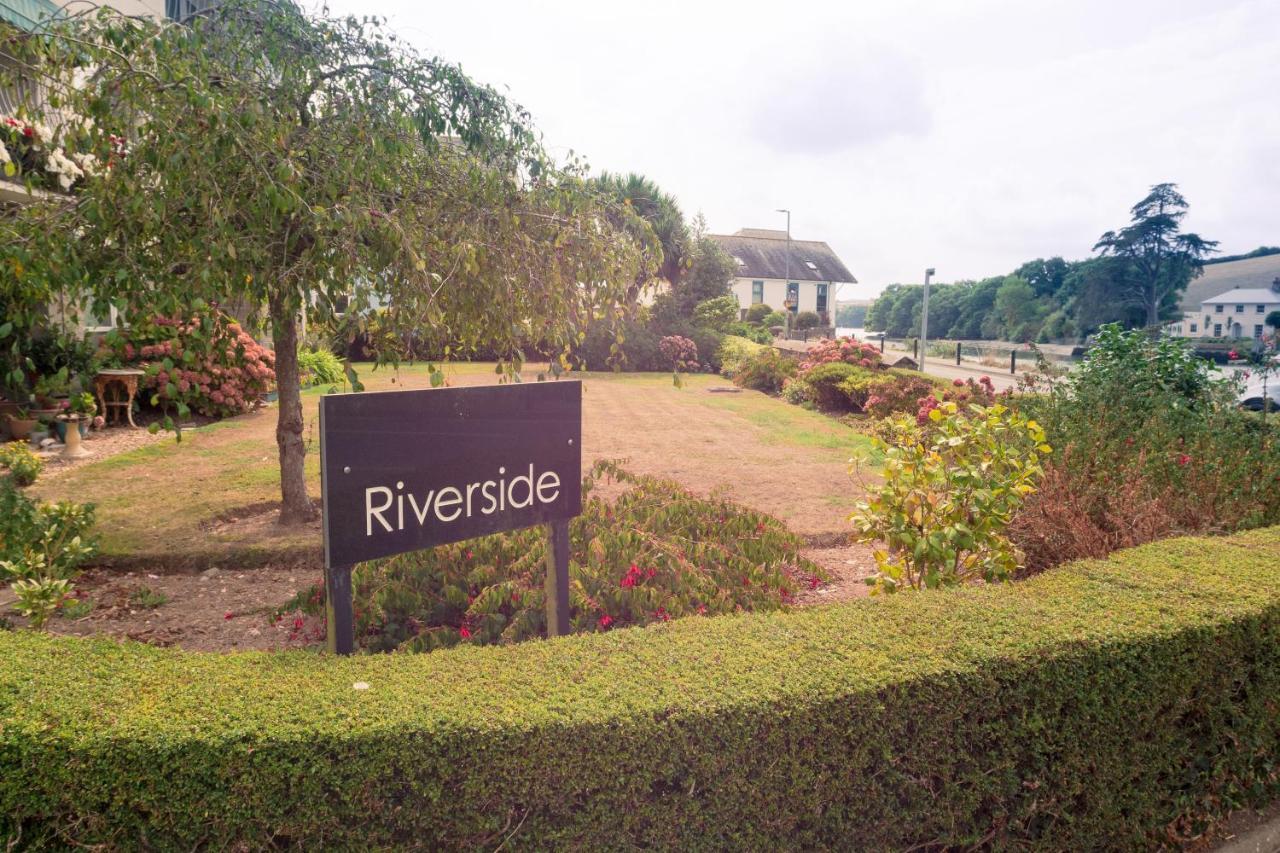 Riverside Apartment With Views And Parking キングスブリッジ エクステリア 写真